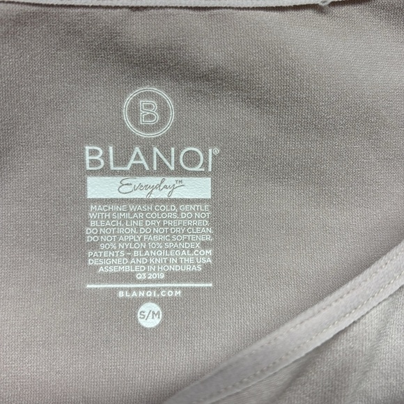 NEW BLANQI Everyday Maternity Cap Sleeve Crew Neck Dress Size SMALL/MEDIUM - Picture 4 of 7